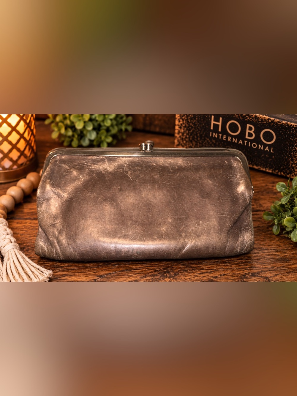 HOBO International Vintage Leather Lauren Double Frame Clutch Wallet Taupe
